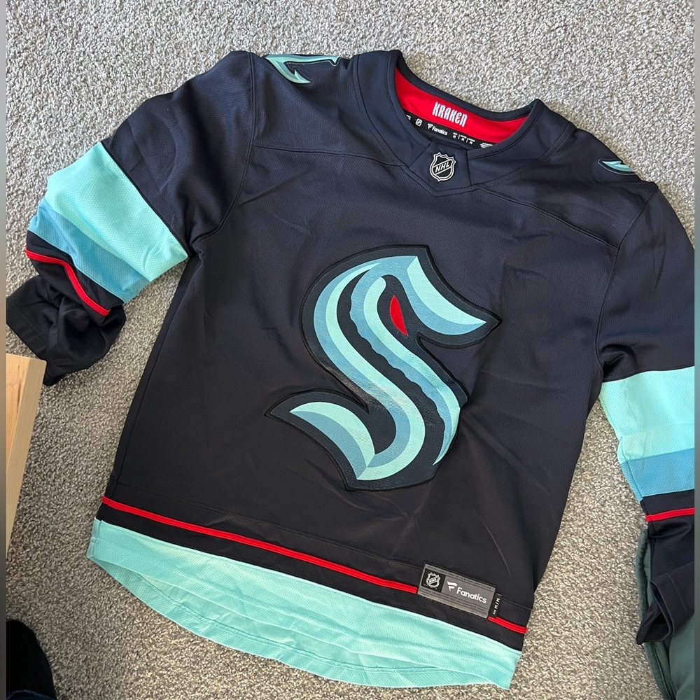 Fanatics Men’s Seattle Kraken Jersey